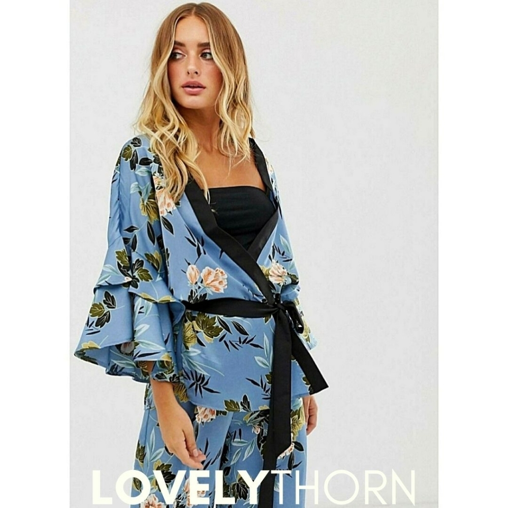 MISSGUIDED // kimono wrap floral ruffle jacket - Picture 3 of 10
